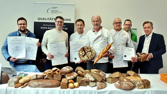 Brot der Bäckereien aus dem Raum Erlangen: Begeisterte Prüfer