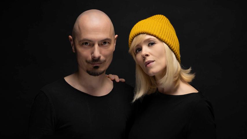 Das Songwriter-Duo Carolin No kommt mit neuer Platte unterm Arm am Samstag in die Rother Kulturfabrik . Ab 20 Uhr stellen die beiden die Stücke von "On & On" dem Publikum vor. 