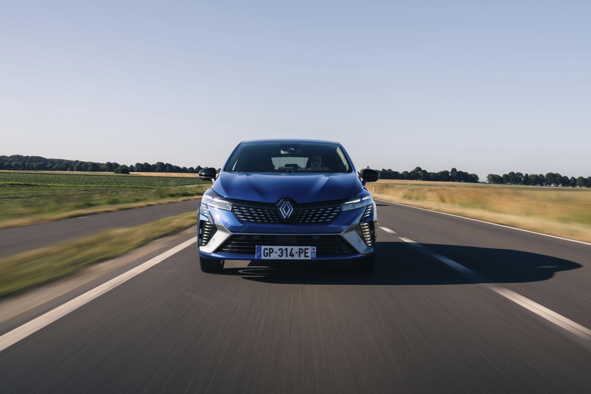 Die Modellvariante mit dem langen Namen Clio E-Tech Full Hybrid 145 ist die Krone der Schöpfung im Antriebsprogramm.