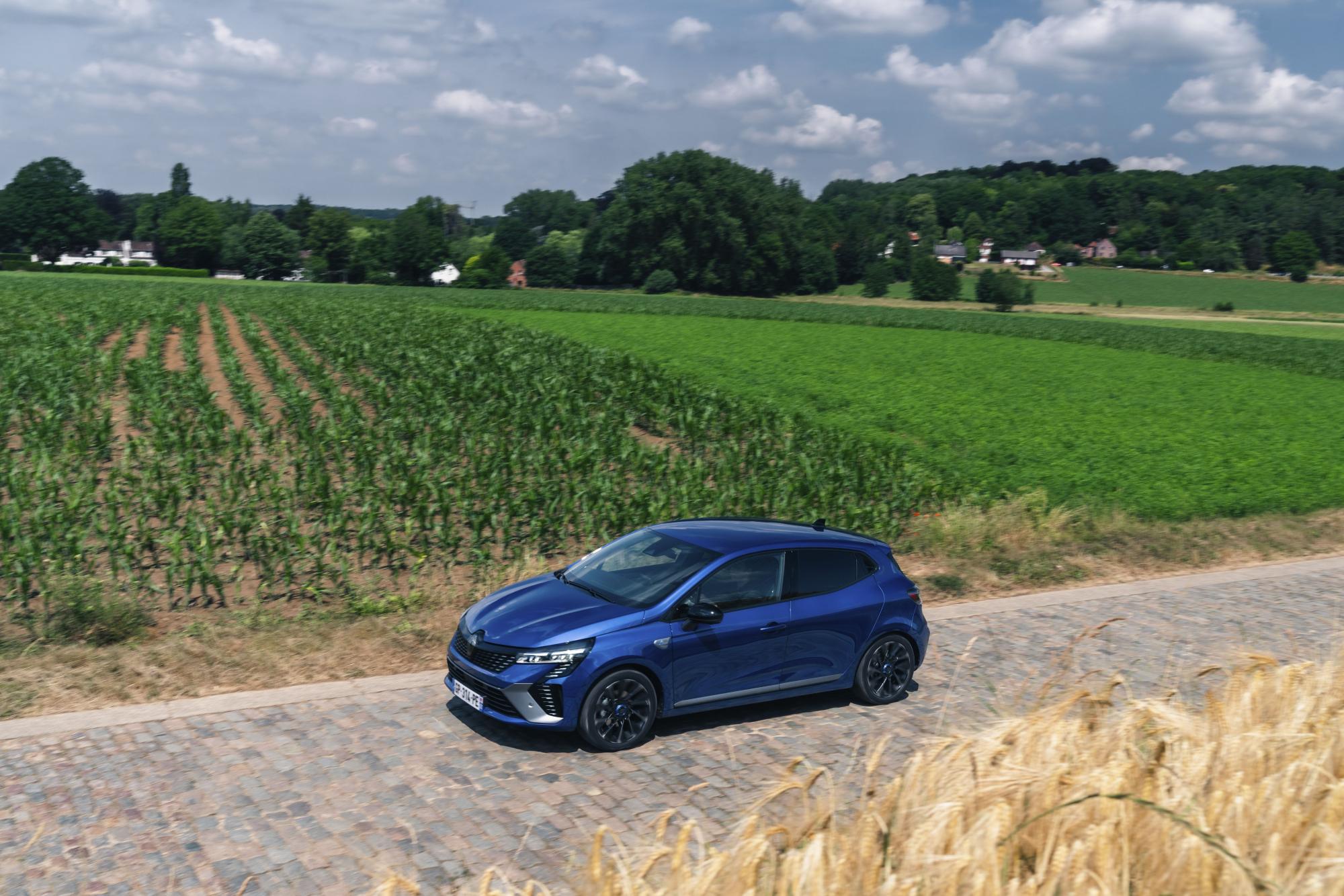 Im Schnitt sind wir auf 5,7 l/100 km gekommen.