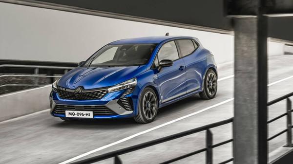 Für den Clio E-Tech Full Hybrid ruft Renault einen Einstiegspreis von 23.300 Euro auf.