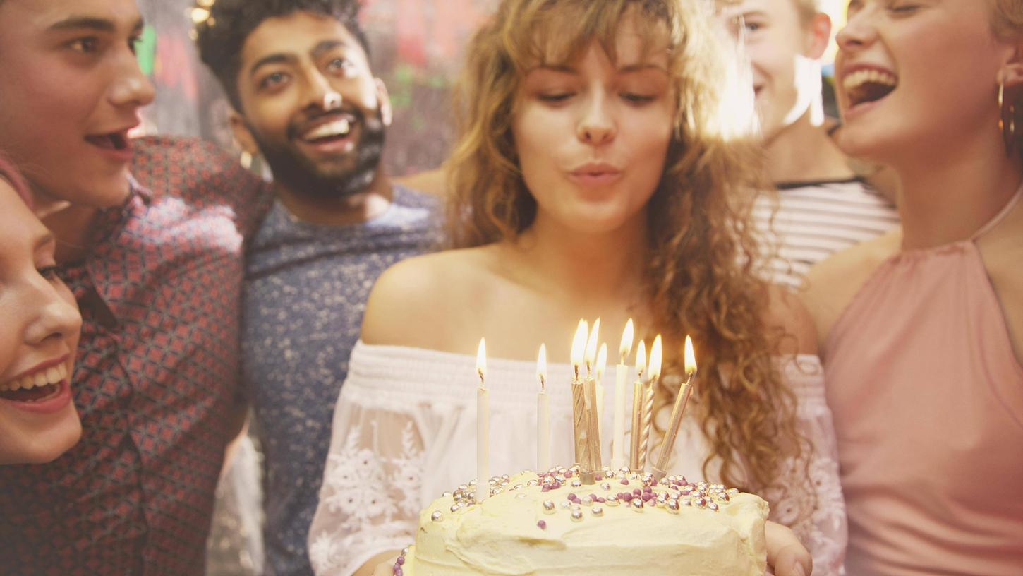 Hier finden Sie Geschenkideen zum 18. Geburtstag. Hier finden Sie Geschenkideen zum 18. Geburtstag.