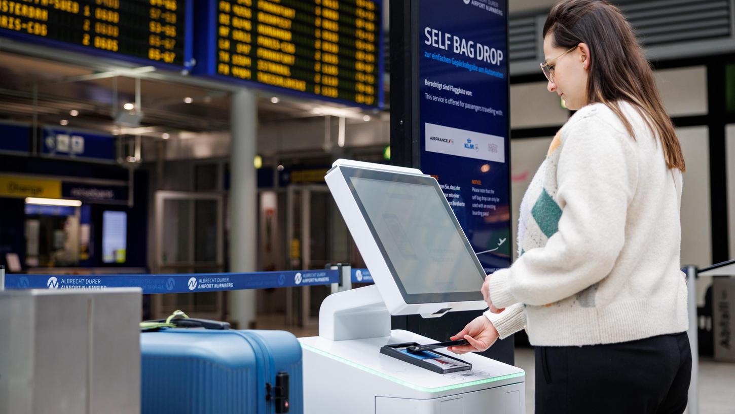 So sieht der Schalter aus, an dem Passagiere von Air France und KLM künftig ihr Gepäck selbst aufgeben können. 