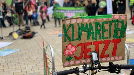 „wirfahrenzusammen“: Klimastreik ging auch in Fürth über die Bühne