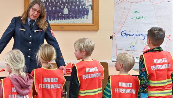 Neue Kinderfeuerwehr in Hilpoltstein: Künftig löschen die "Burgflämmchen"