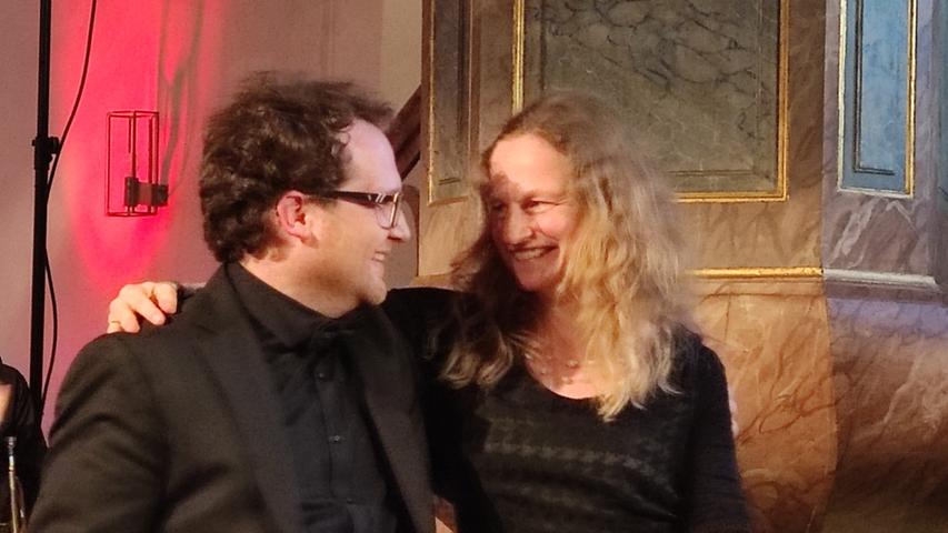 Der musikalische Leiter Michael Lindner und die Leiterin der Chorgemeinschaft "Cantate" Barbara Grellner.