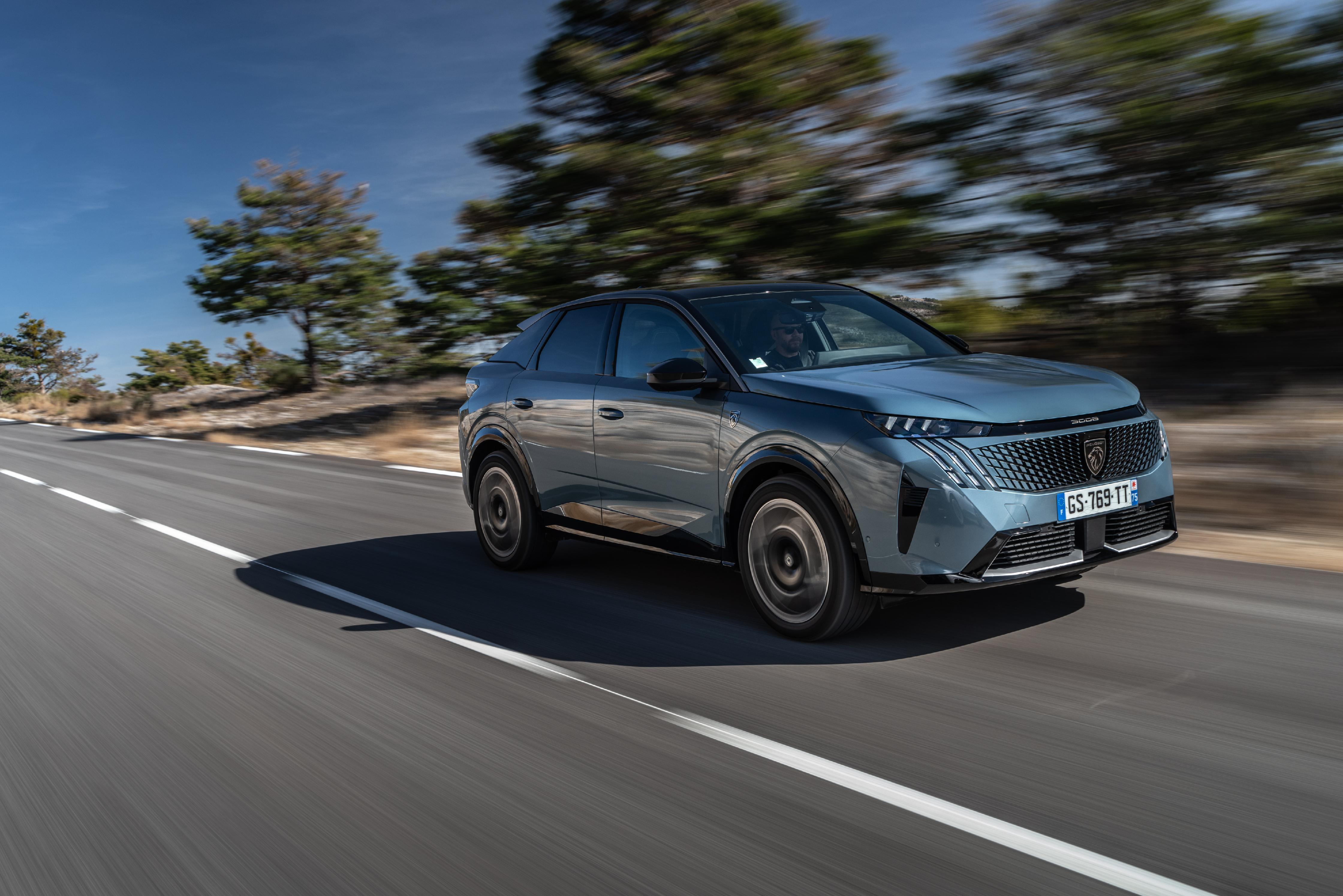 Beim Hybrid beträgt der Einstiegspreis 39.250 Euro.