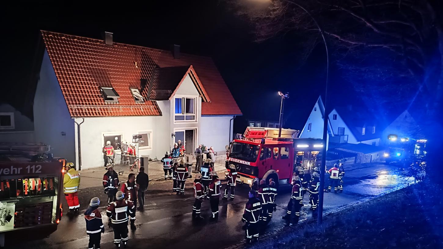 Am Montagabend kam es in  in Wiesau zu einem Küchenbrand.