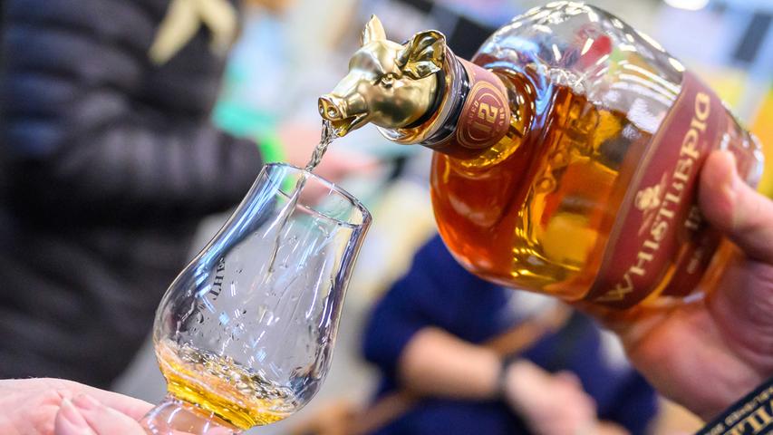 Am Samstag, 9. März und Sonntag, 10. März, trifft sich die Whisky-Szene im Messezentrum Nürnberg, um die im Holzfass gereifte Spirituose neu kennenzulernen. Dort gibt es Whisky, ergänzt durch schottische und irische Spezialitäten und verschiedene Seminare. 