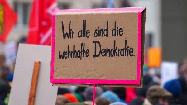 Demonstrationen gegen Rechtsextremismus