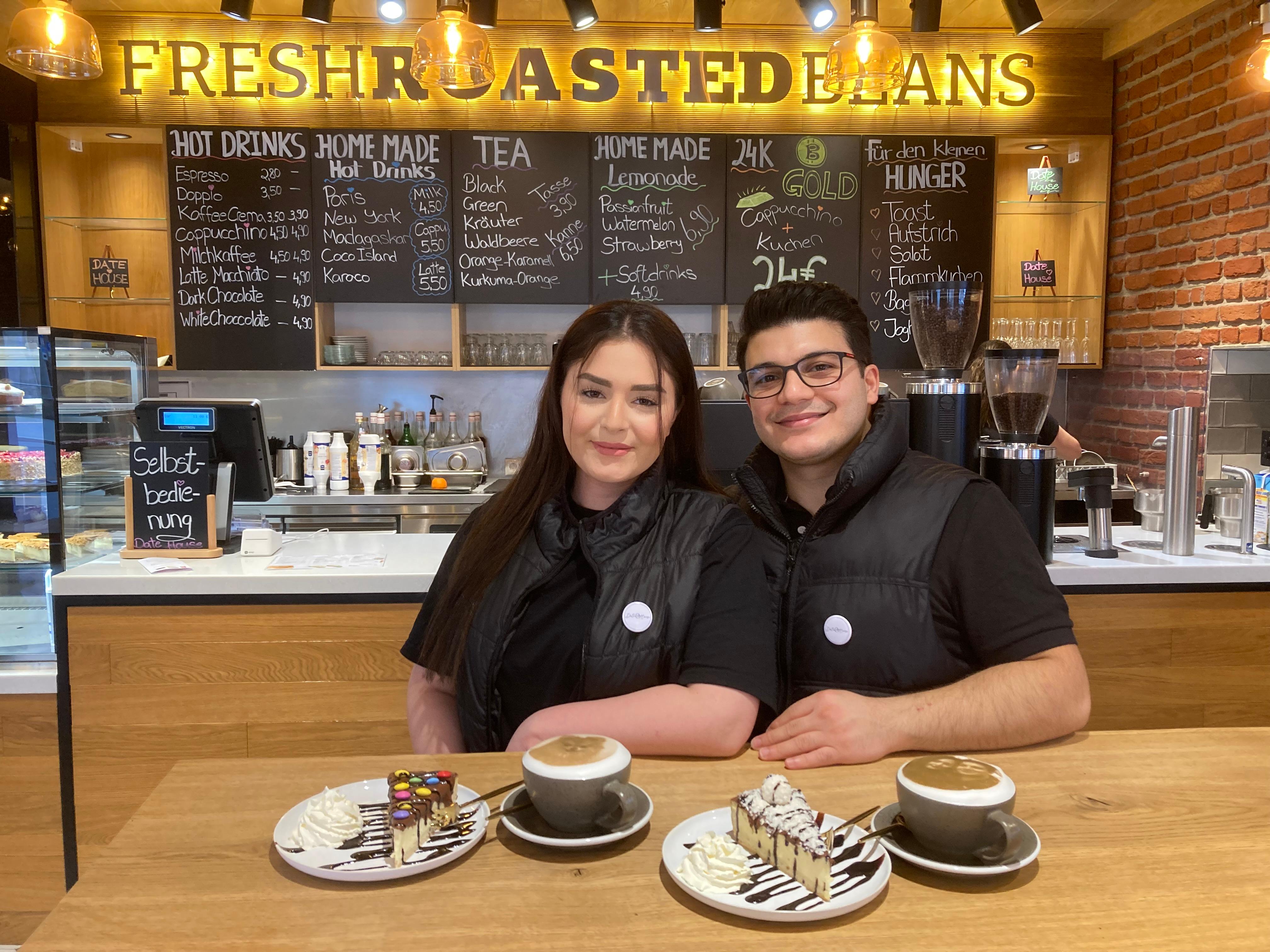 Das Inhaber-Paar Sahar Sanaye und Iman Yadegari: Schon bald wollen sie heiraten.