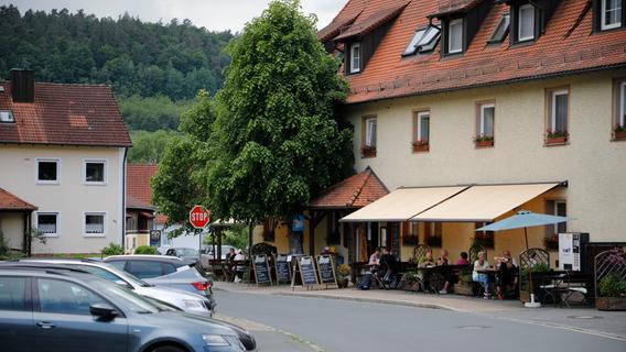 Ohne Brotzeitbox und Dosenbier schwierig für Wanderer: Dorfgasthäuser sterben in Fränkischer Schweiz