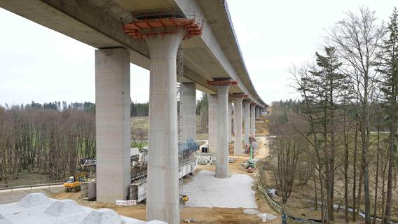 Neubau der Talbrücke Krondorf: Oft staut es sich auf A3, weil Autofahrer diesen Fehler begehen