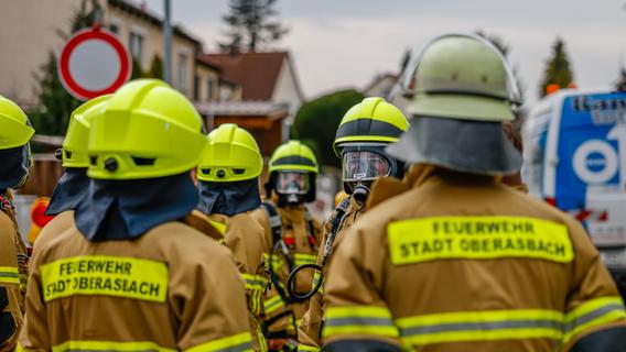 Einsatz nach Gasaustritt auf Baustelle im Kreis Fürth: Zwei Wohnhäuser evakuiert