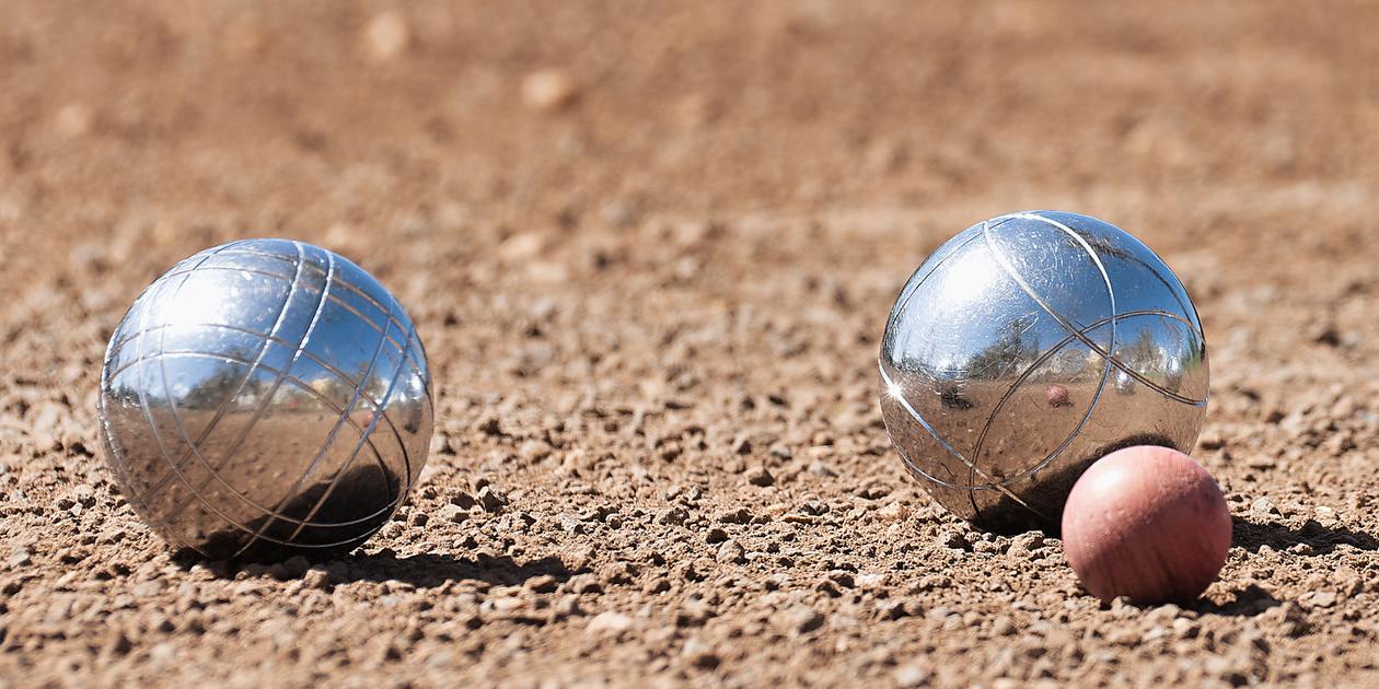 Pétanque Bayerns beste Ü55Spieler treffen sich in Burgthann und