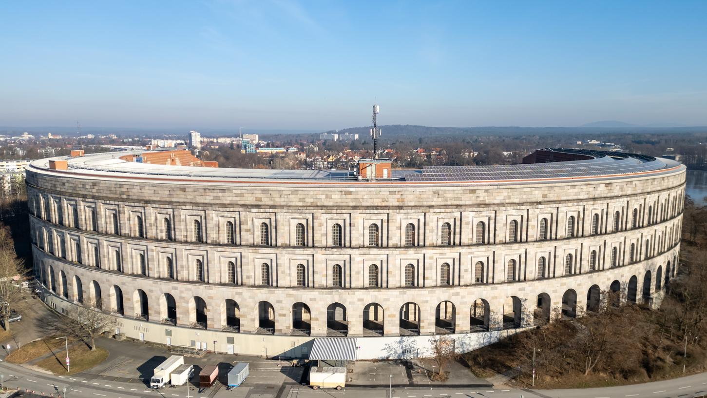 Was geschieht mit der Kongresshalle auf dem ehemaligen Reichsparteitagsgelände?