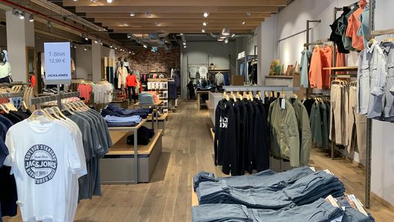 Auch Franken betroffen - Bekannte Modekette verliert offenbar mehr als 40 Läden in Deutschland