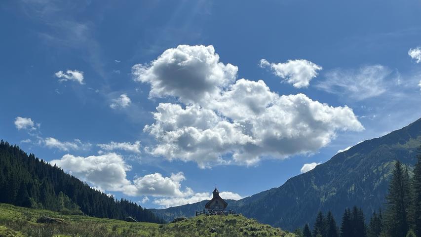 Bergidyll mit Kapelle: Die Landschaft in der Wildschönau ist von betörender Schönheit.