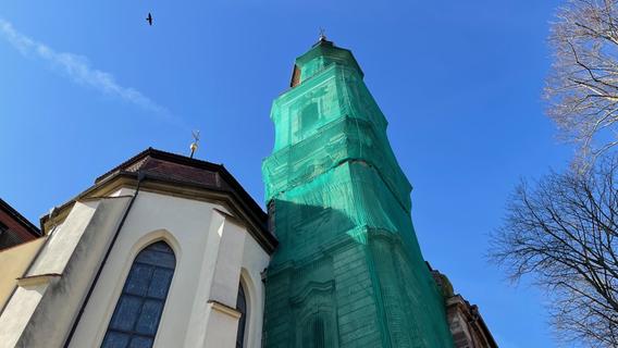 "Gefahr für Leib und Leben" in Bad Windsheim: Dekan lässt Kirchturm von St. Kilian sperren