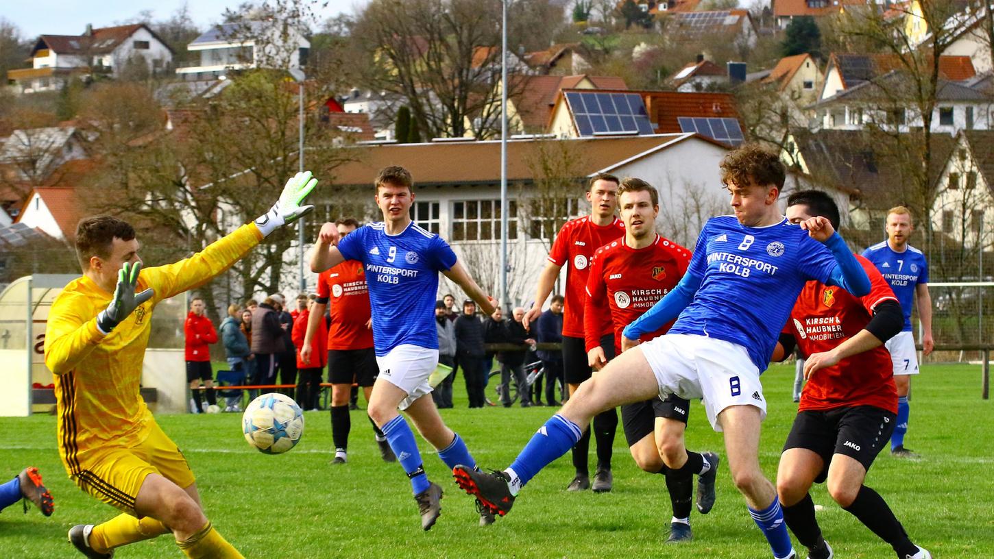 Der SV Rasch feiert seinen zweiten Saisonsieg, Altdorf gewinnt souverän