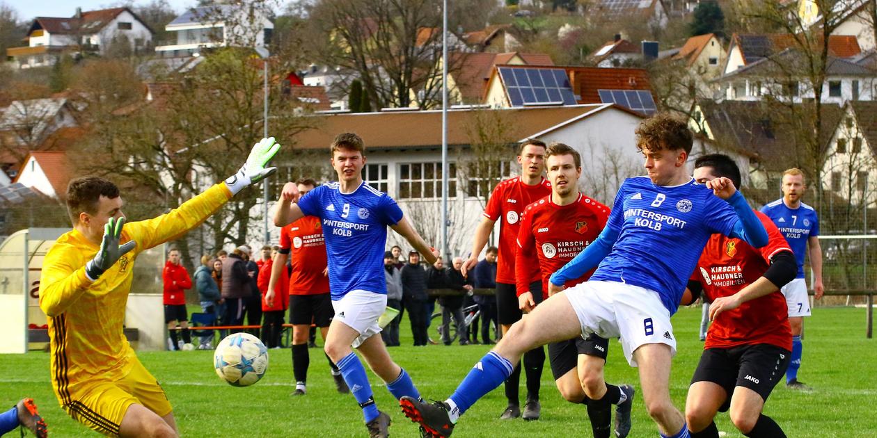 Der SV Rasch feiert seinen zweiten Saisonsieg, Altdorf gewinnt souverän