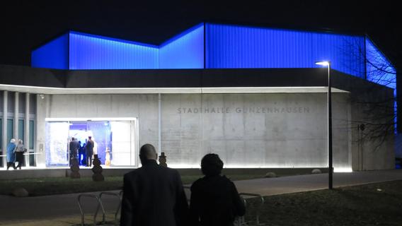 Sonnenenergie in der Stadthalle in Gunzenhausen: 175.000 Euro kostet die neue PV-Anlage
