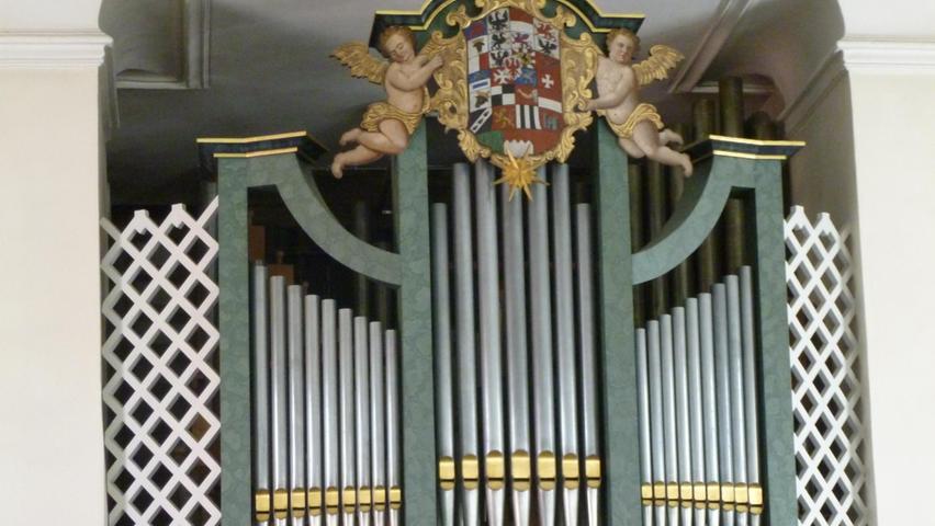 Bei der Steinmeyer-Orgel in der Treuchtlinger Markgrafenkirche muss die Elektronik erneuert werden. Dazu findet am Sonntag nun ein Konzert statt.