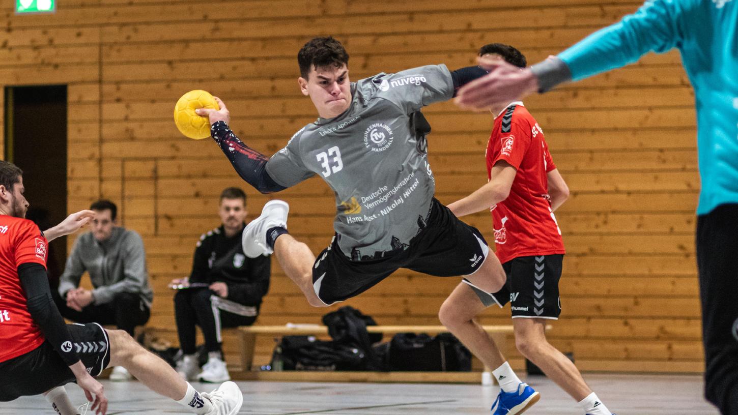 Um den Zustand der Schwabacher Sporthallen gibt es immer wieder Diskussionen. Nach Ansicht des Stadtverbands der Schwabacher Turn- und Sportvereine muss die Stadt Schwabach hier mehr investieren. Um den Zustand der Schwabacher Sporthallen gibt es immer wieder Diskussionen. Nach Ansicht des Stadtverbands der Schwabacher Turn- und Sportvereine muss die Stadt Schwabach hier mehr investieren.