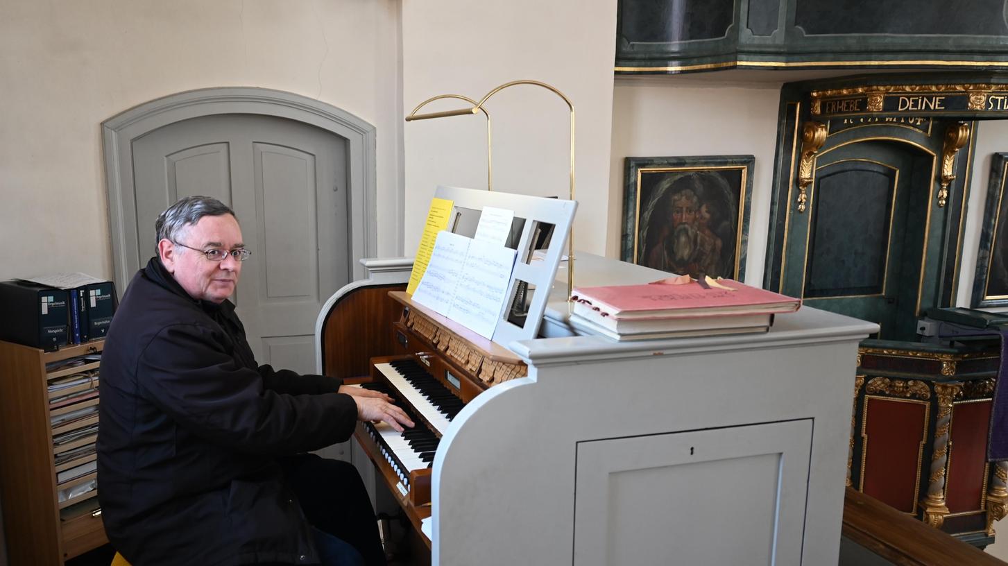 Unter der Leitung von Kirchenmusikdirektor Raimund Schächer wird am Sonntag ein umfangreiches Programm zu hören sein. Die Spenden fließen alle in die Erneuerung der Orgelelektrik.