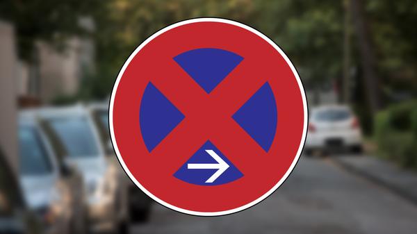 Absolutes Halteverbotsschild mit unterem Pfeil: Der Pfeil zeigt von der Fahrbahn weg und markiert das Ende des absoluten Halteverbots.