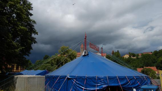 Circus Sambesi: Zahlreiche Spenden vertreiben die dunklen Wolken über der Zirkuskuppel
