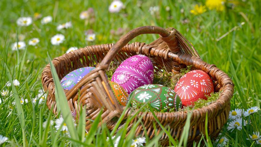 Am Ostermontag, 1. April, haben Kinder die Möglichkeit von 11 bis 13 Uhr Ostereier im DB Museum zu suchen. Sobald alle Verstecke gefunden sind, ergibt sich aus den bunten Eiern ein Lösungswort. Zum Schluss können die Kinder ein Osterkörbchen basteln und mit nach Hause nehmen.
