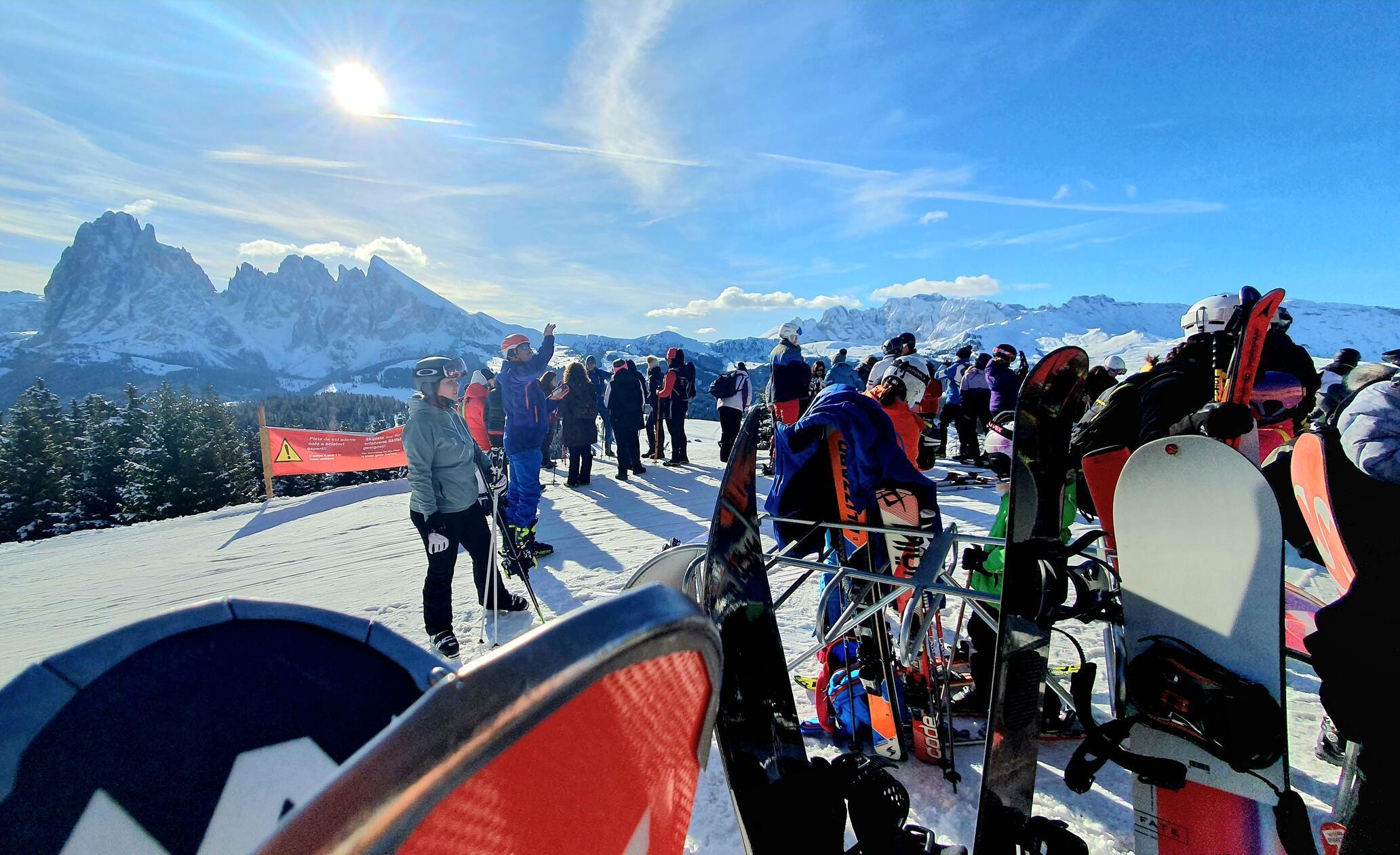 Die Landschaft im Herz der Dolomiten ist gigantisch und das Wetter meist schön.
