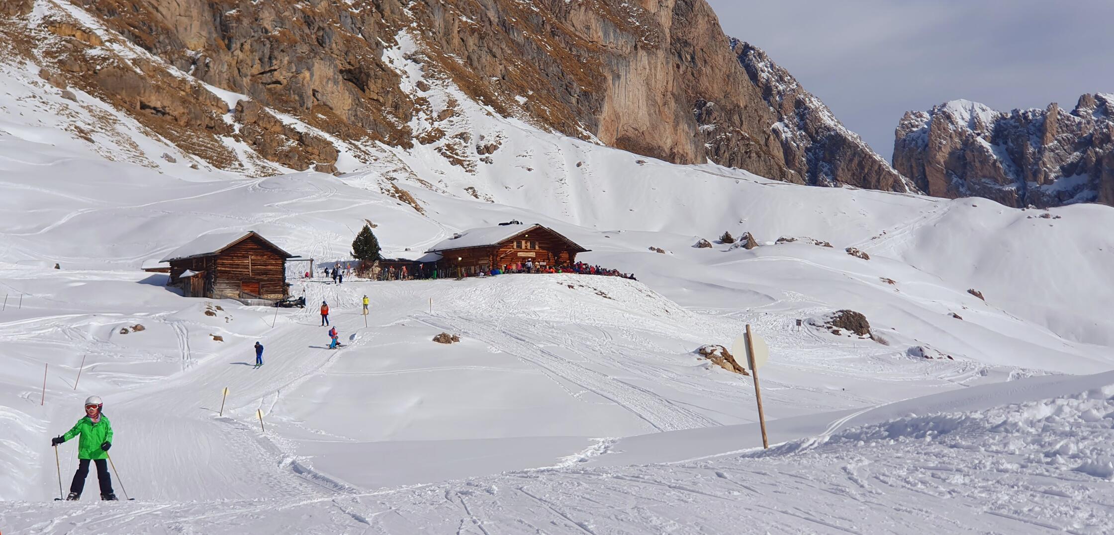 An der Seceda liegen diese tollen Hütten.