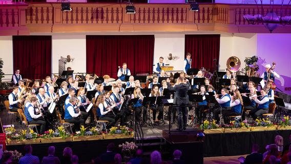Stehende Ovationen: Musikverein Eltersdorf begeistert beim Frühlingskonzert