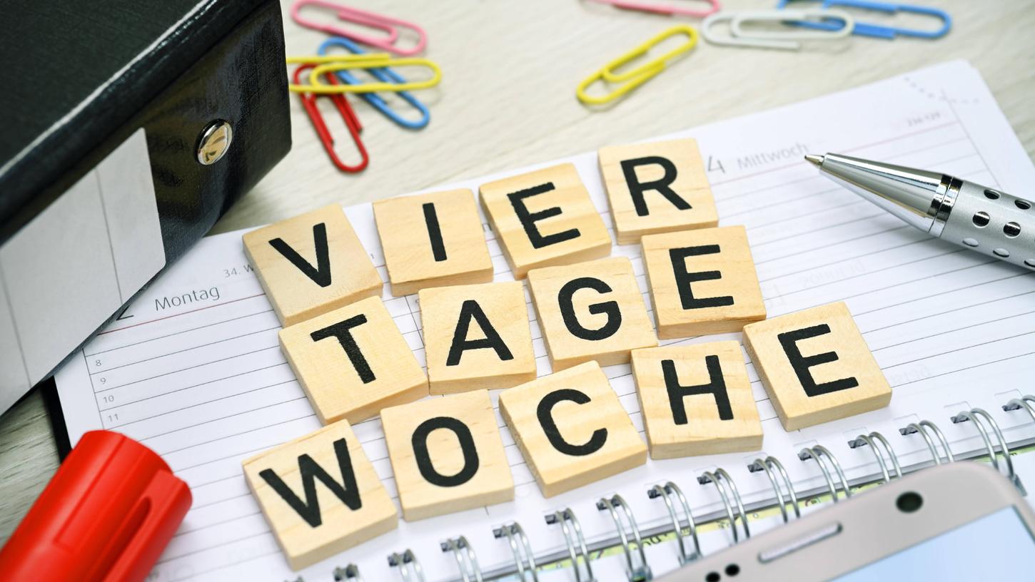 Die Vier-Tage-Woche wird immer beliebter. Aber ist sie wirklich ein Arbeitszeitmodell für die Zukunft?