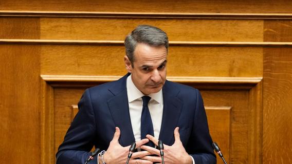 Griechische Regierung übersteht Misstrauensvotum