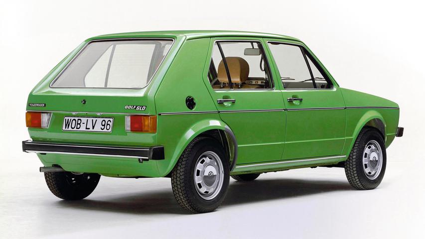 1976 brachte VW mit dem Golf D den ersten Kompakt-Diesel. Das Bild zeigt den hochwertig ausgestatteten GLD.