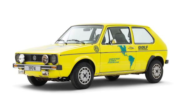 Auch Härtetests hatte der Golf 1974 schon zu bestehen.