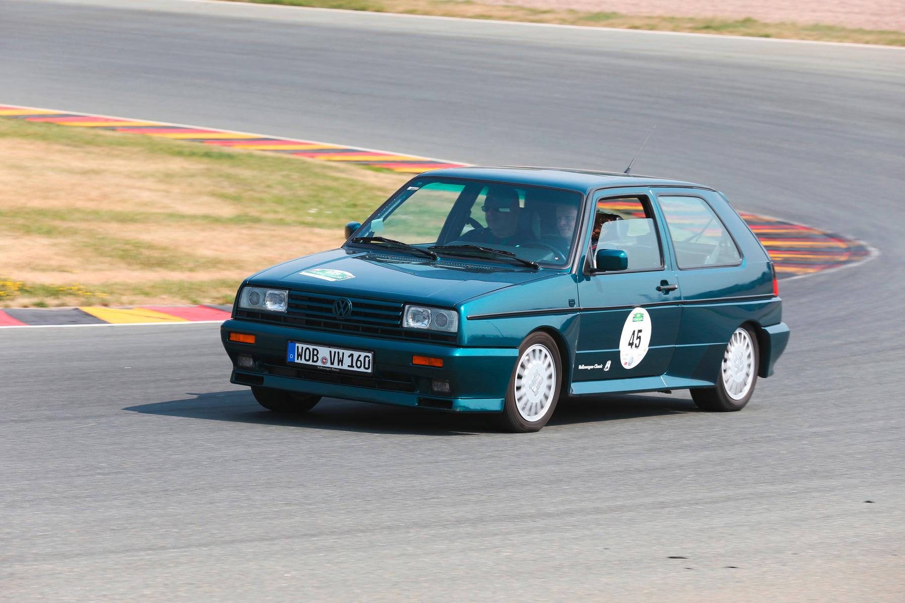 Der Rallye Golf G60 arbeitete mit Allradantrieb und brachte 207 kW/282 PS auf den Asphalt. Dieses Exemplar war 1989 auf dem Sachsenring unterwegs.