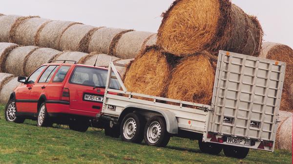 Im Arbeitseinsatz: Golf III Variant mit VR6-Motorisierung und Allradantrieb.
