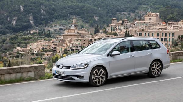 Auch den 7er-Golf legte VW als Variant auf.