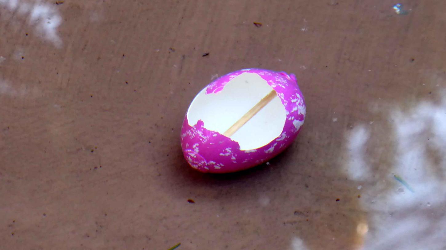 Mutwillig zerstörte Eier? Traurige Realität am Neustädter Marktplatz.