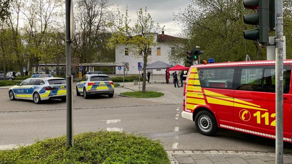 Autokauf am Bahnhof Bad Windsheim eskaliert: Polizei schießt auf 31-Jährigen, der mit Pistole drohte
