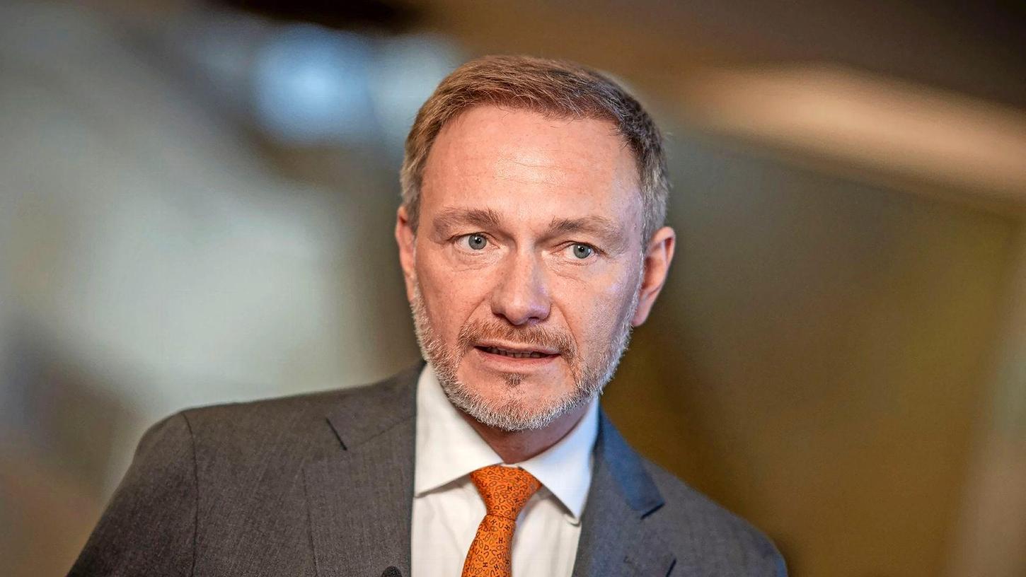Bundesfinanzminister Christian Lindner will "Lust machen auf die Überstunde".
