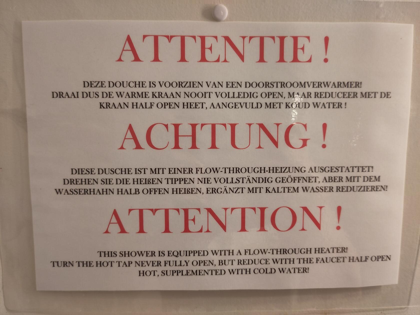 „Das Schild haben wir aufgenommen in einem Ferienhaus in Olsberg im Sauerland“, schreibt uns Leser Georg Kopf aus Dinkelsbühl.