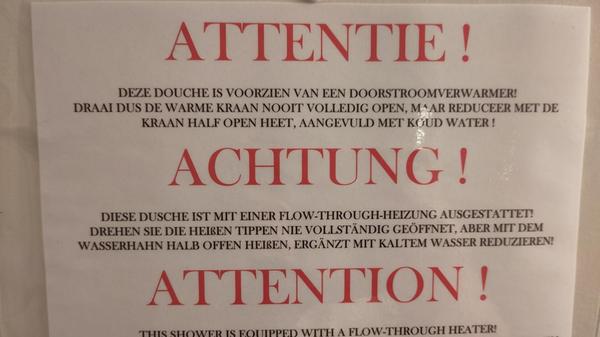 „Das Schild haben wir aufgenommen in einem Ferienhaus in Olsberg im Sauerland“, schreibt uns Leser Georg Kopf aus Dinkelsbühl.