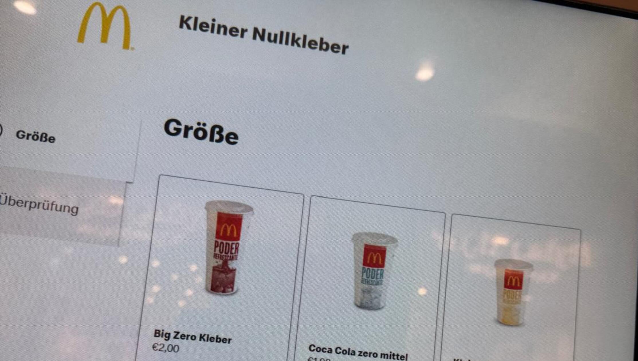 „Während unseres Urlaubs auf Madeira haben wir in einem bekannten Fastfood-Restaurant folgendes Angebot entdeckt. Zum besseren Verständnis - Cola heißt auf portugiesisch Kleber“, schreibt uns Leser Lothar Schwarz per Mail.