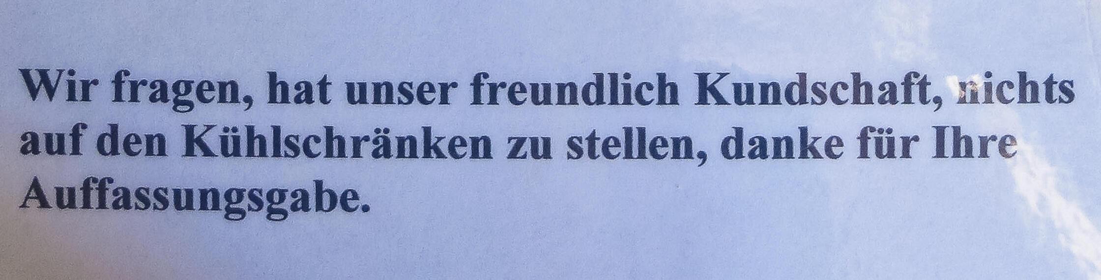 „Diesen Spruch sahen wir in einem Hotel auf Korsika und amüsierten uns über das Wort Auffassungsgabe“, schreibt uns Leser Cornelius Hartmann aus Weisendorf.