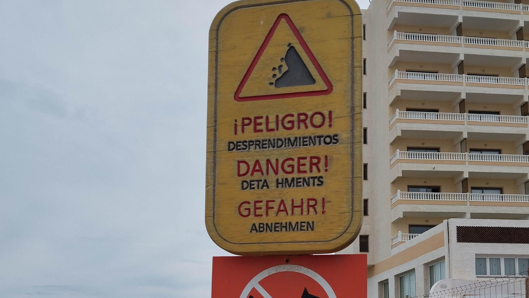 „Hallo, hier ein Foto aus Orihuela Costa, Spanien vom 25.2.25. Vielleicht hilft Abnehmen gegen die Gefahr. Beste Grüße Hans J. Renner aus Erlangen.“